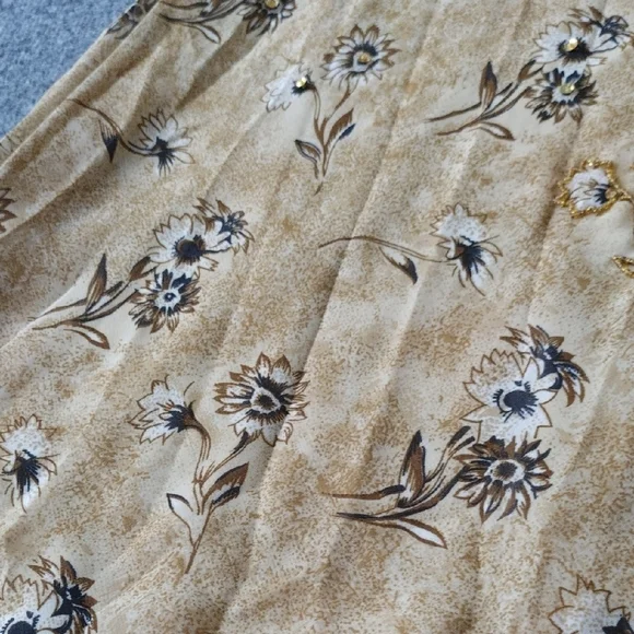 Beige Floral Maxi Dress - Picture 10 of 12